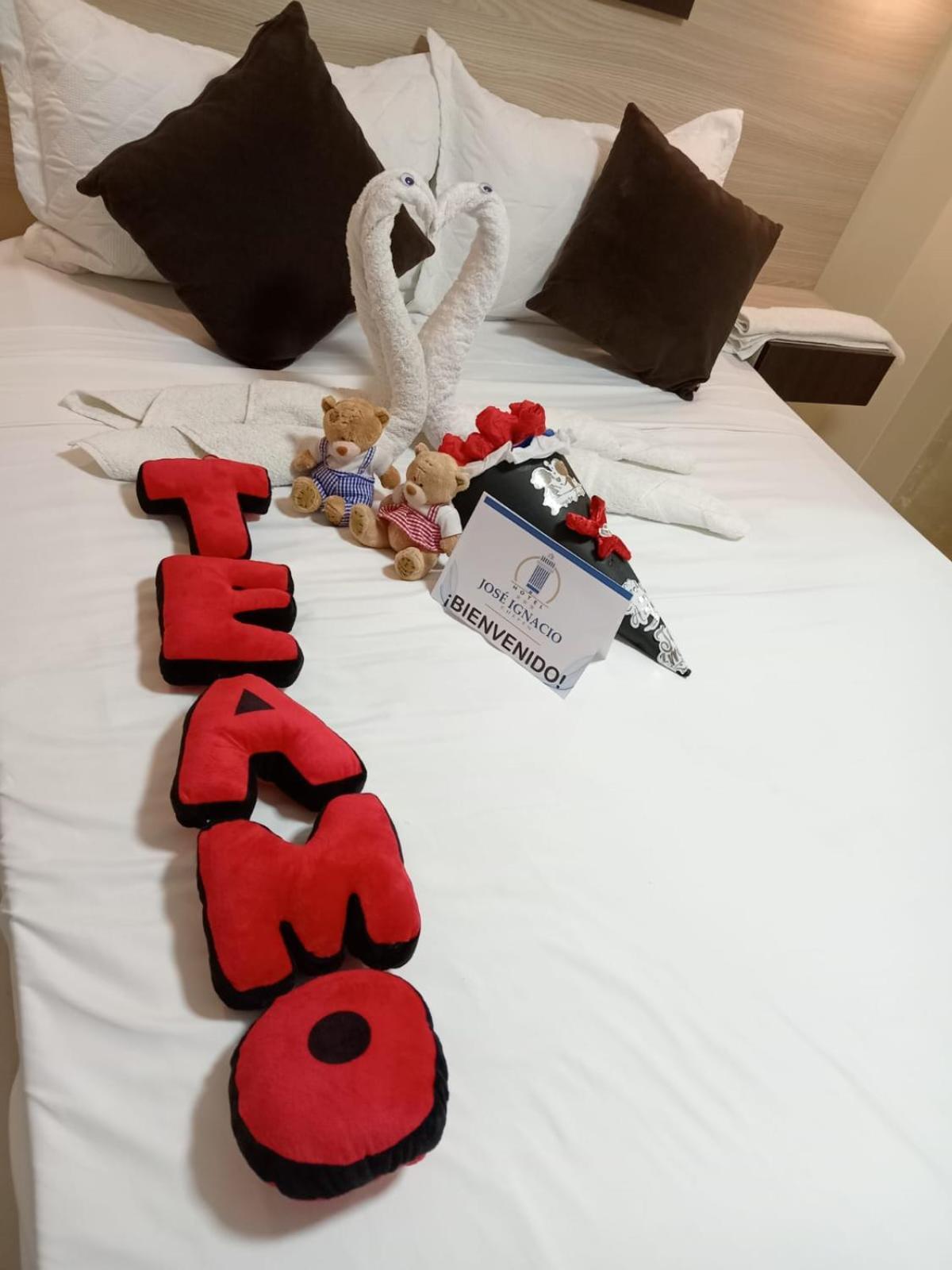 Hotel Jose Ignacio Chepén מראה חיצוני תמונה